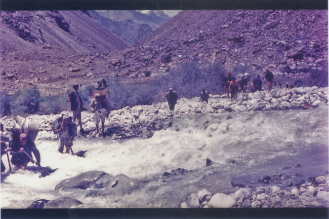 Ношак, 1976