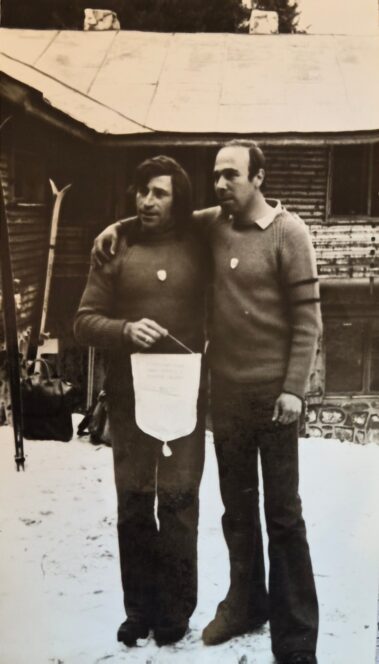 Стефчо Фъртунков с Весо - Републикански шампиони по Планинско спасяване 1977 г, Витоша