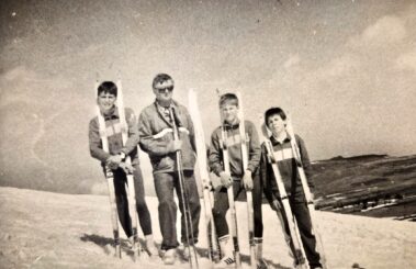 Отляво-надясно - Светлин Нешев, Стефан Митков (треньор), Здравко Гергов, Григор Гергов